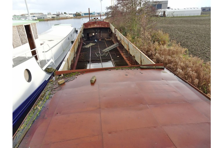 Dutch Barge 40.00 hull
