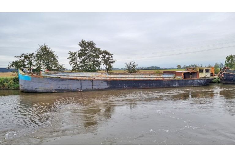 Dutch Barge 40.00 hull
