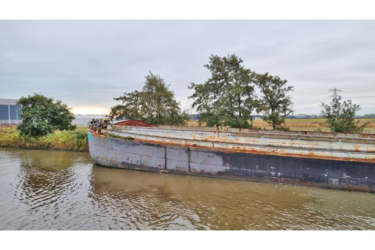 Dutch Barge 40.00 hull