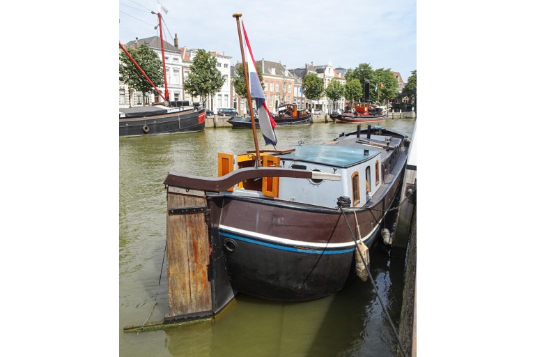Dutch Barge 16.93