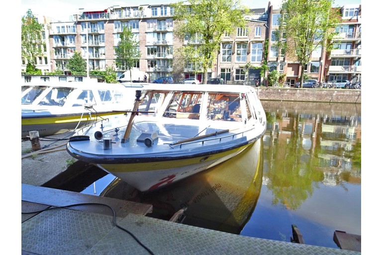 Amsterdamse Grachten rondvaartboot 21.80