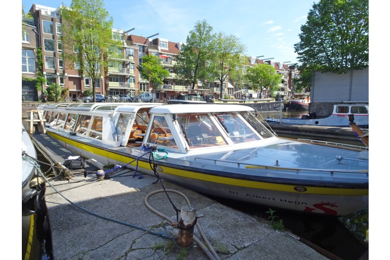 Amsterdamse Grachten rondvaartboot 21.80