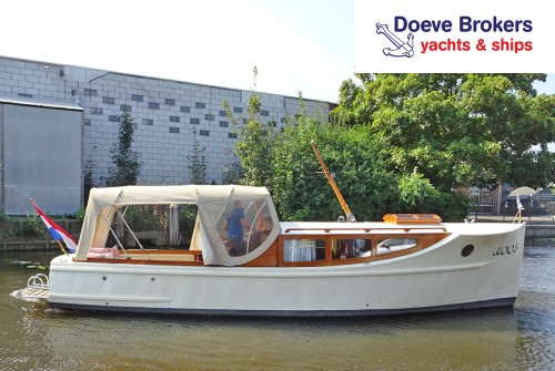 Classic Dutch motor yacht 9.65 -- Doeve Brokers and Valuers Yacht & Ships