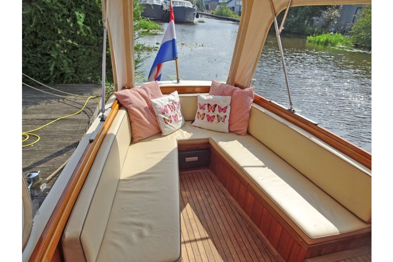 Bakdek motorjacht 9.65