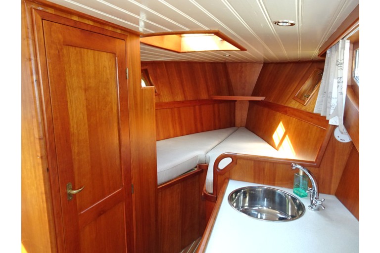 Bakdek motorjacht 9.65