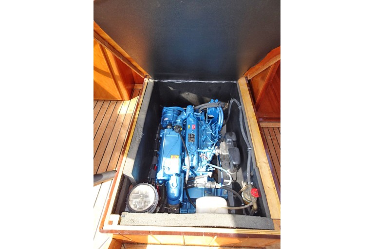 Bakdek motorjacht 9.65