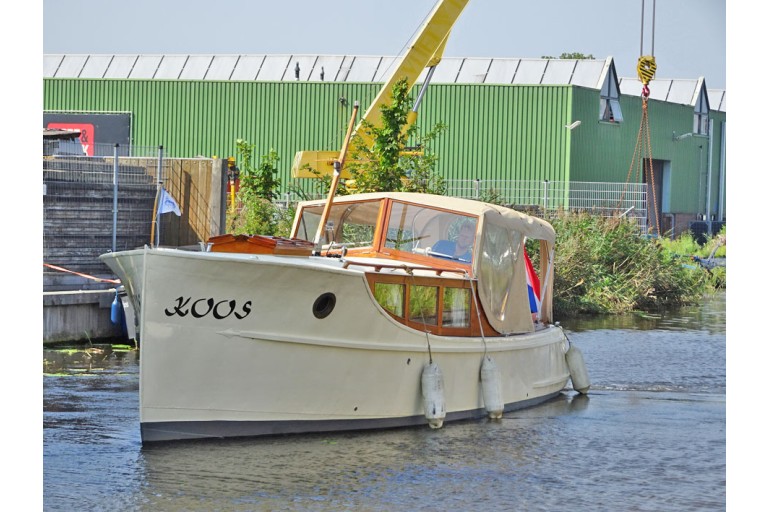 Bakdek motorjacht 9.65