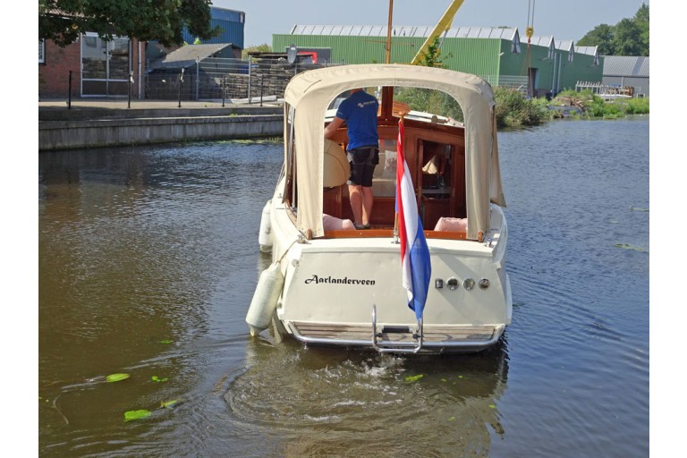 Bakdek motorjacht 9.65