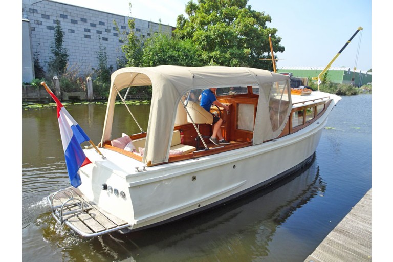 Bakdek motorjacht 9.65