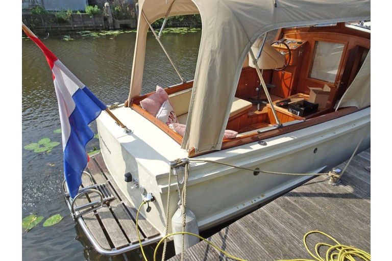 Bakdek motorjacht 9.65