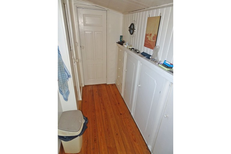 Dutch Barge Hasselteraak 21.25 with Rhine certificate