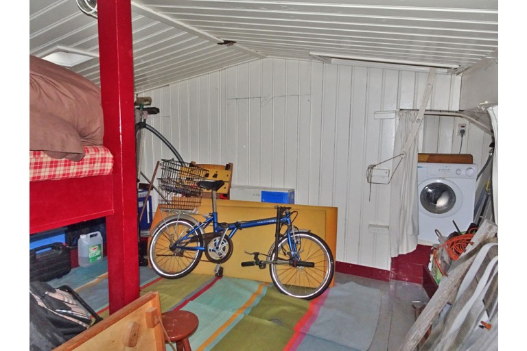 Dutch Barge Hasselteraak 21.25 with Rhine certificate