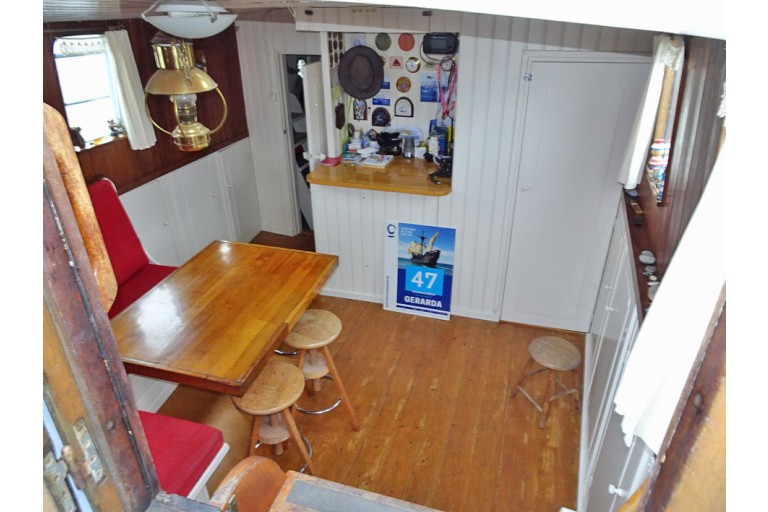 Dutch Barge Hasselteraak 21.25 with Rhine certificate