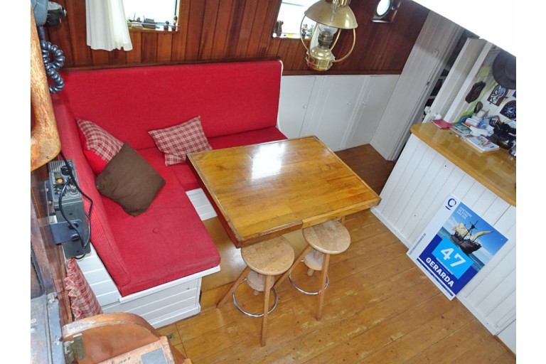 Dutch Barge Hasselteraak 21.25 with Rhine certificate