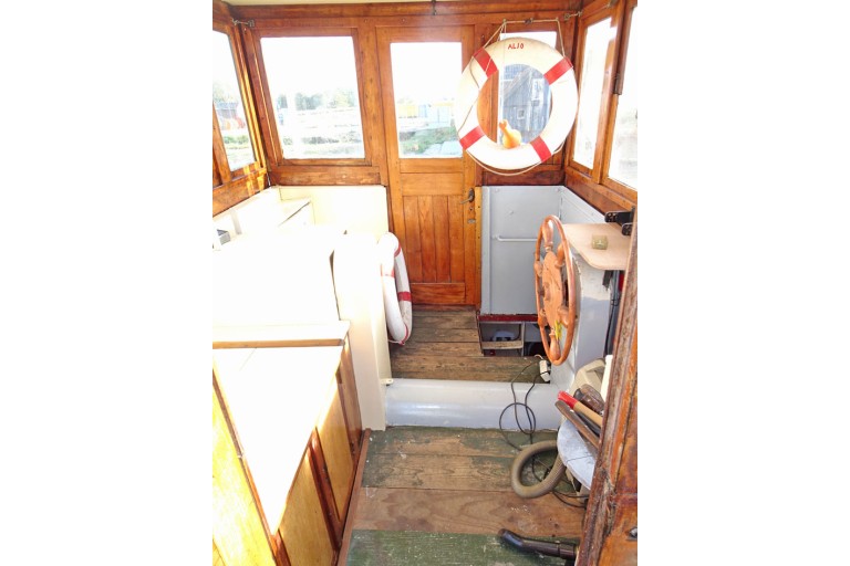 Dutch Barge Motorclipper 28.00 with certificate