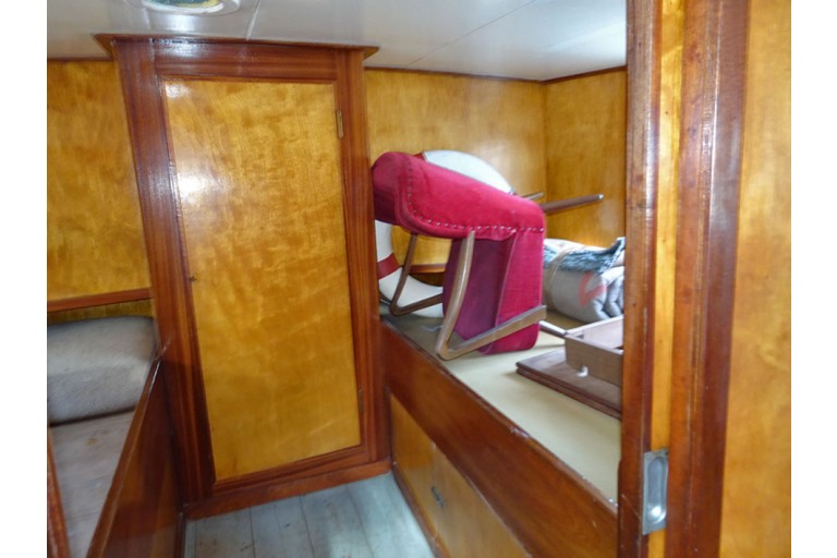 Dutch Barge Motorclipper 28.00 with certificate
