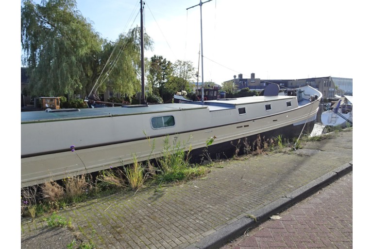 Dutch Barge Motorclipper 28.00 with certificate