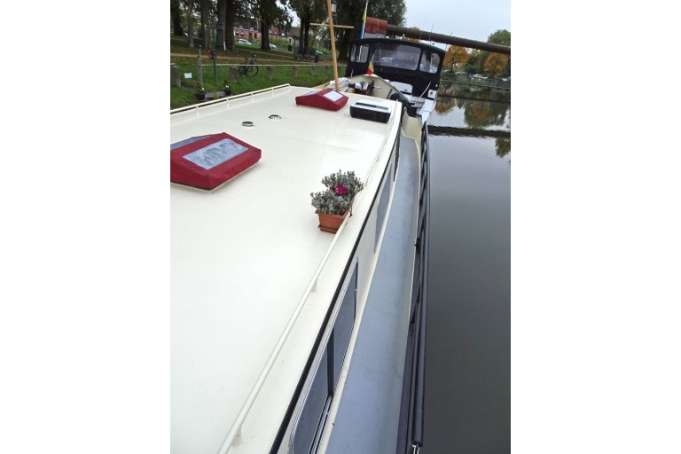 Luxe Motor 23.04 with ES-TRIN certificate