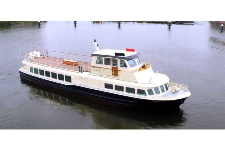 Dagpassagiersschip 152 pers