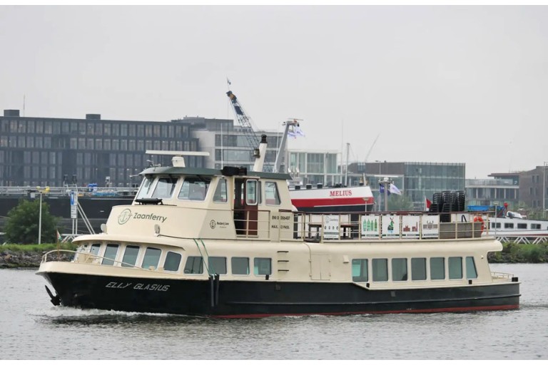 Dagpassagiersschip 152 pers