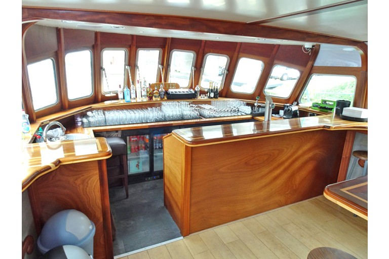 Dagpassagiersschip 152 pers