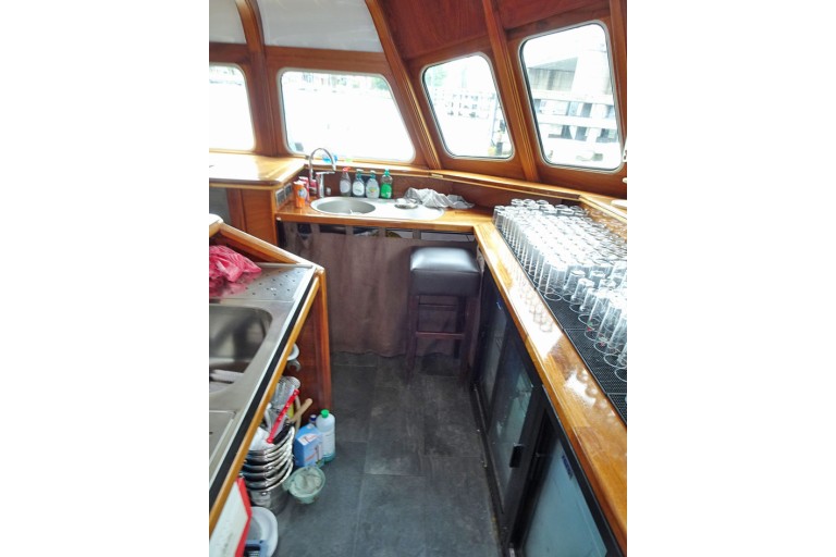 Dagpassagiersschip 152 pers