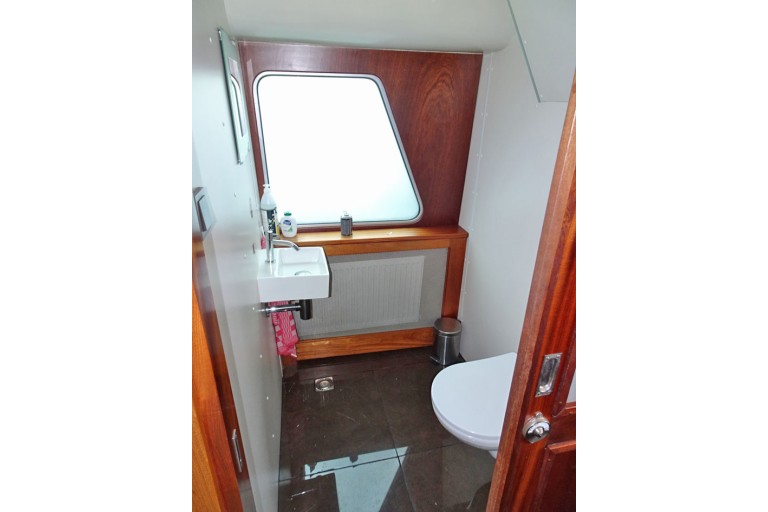 Dagpassagiersschip 152 pers