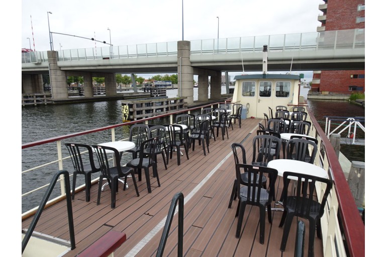 Dagpassagiersschip 152 pers