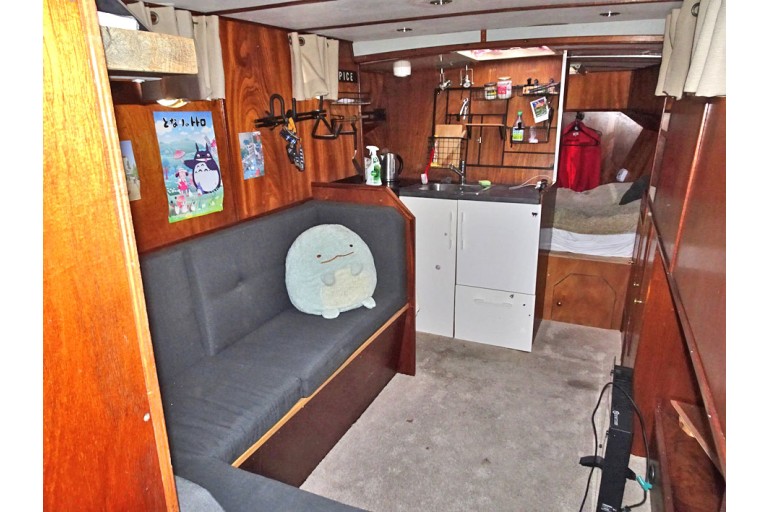 Motor Cutter 13.47, Live Aboard