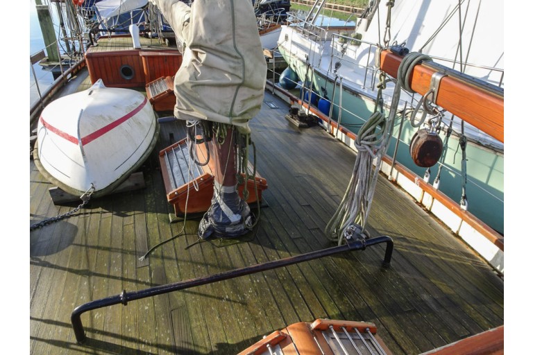 Gentlemen's sailing yacht 15.20