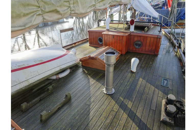 Gentlemen's sailing yacht 15.20