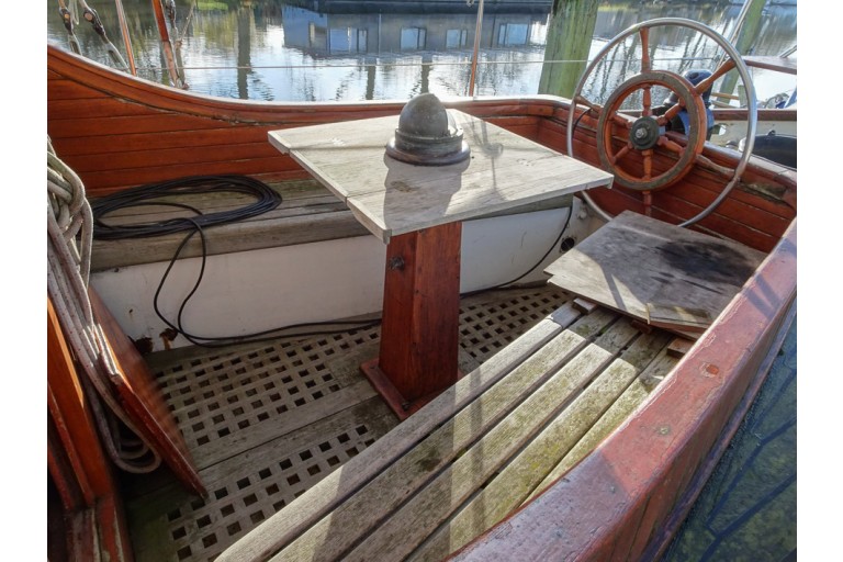 Gentlemen's sailing yacht 15.20