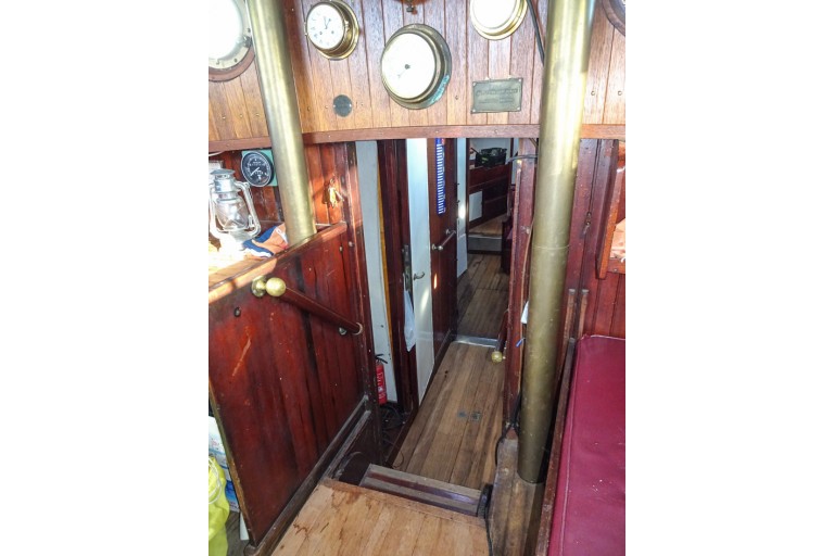 Gentlemen's sailing yacht 15.20