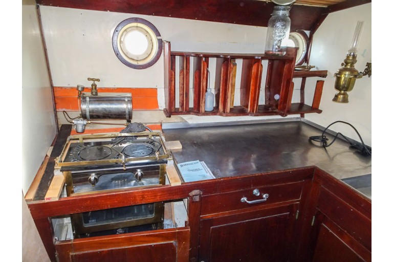 Gentlemen's sailing yacht 15.20