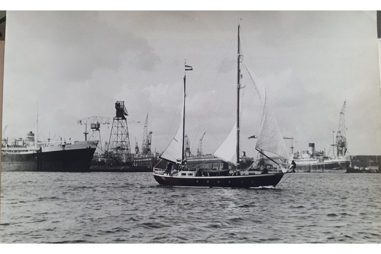 Gentlemen's sailing yacht 15.20