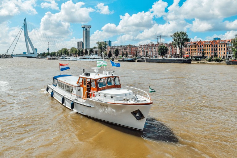 Passenger ship 30 persons