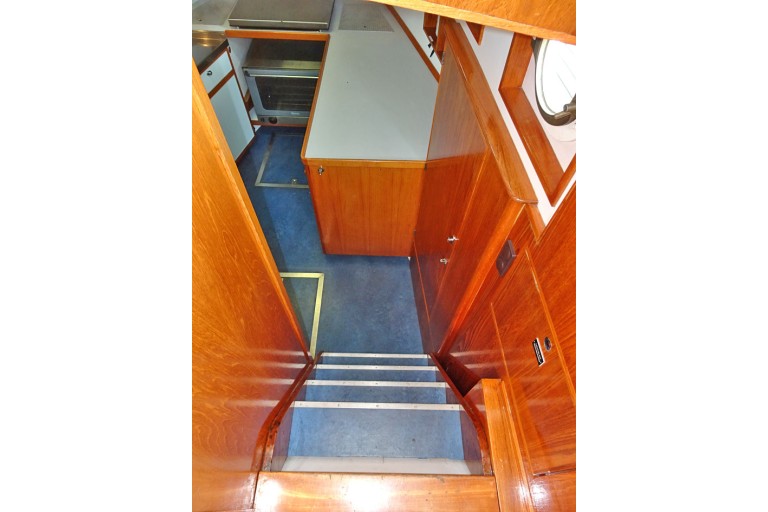 Passenger ship 30 persons