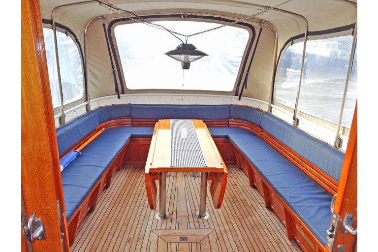 Passenger ship 30 persons