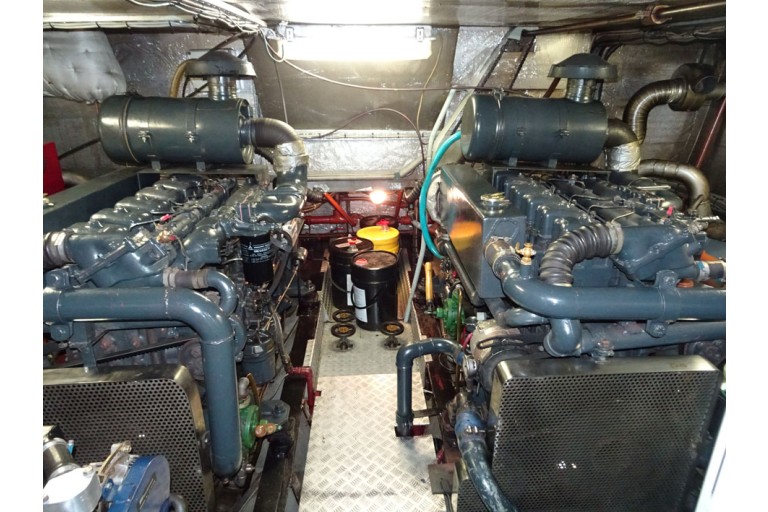 Passenger ship 30 persons