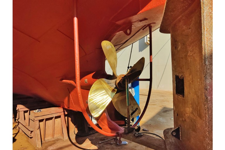 Remorqueur / Pousseur 17.58 avec ES-TRIN