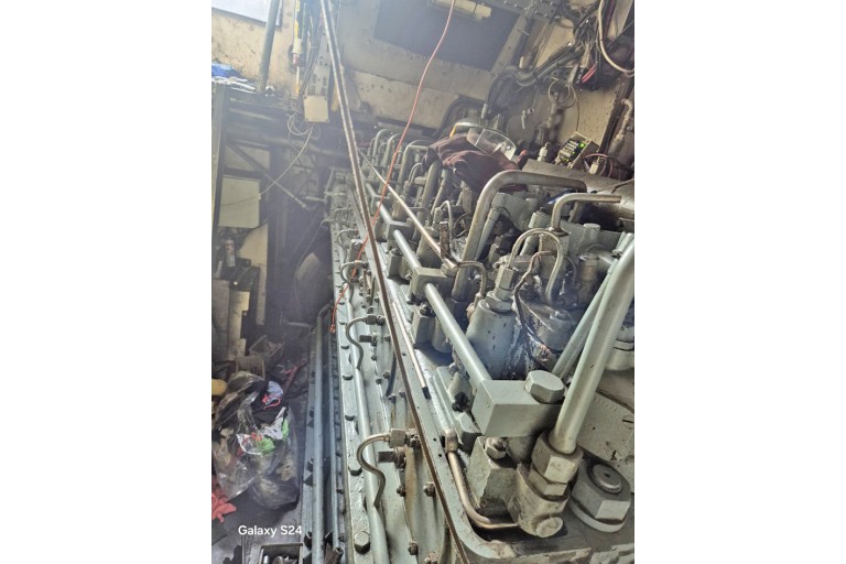 Remorqueur / Pousseur 17.58 avec ES-TRIN