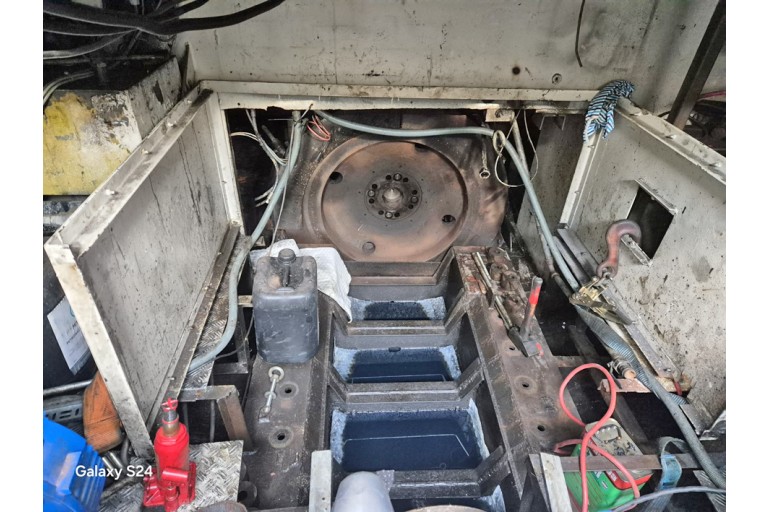 Remorqueur / Pousseur 17.58 avec ES-TRIN