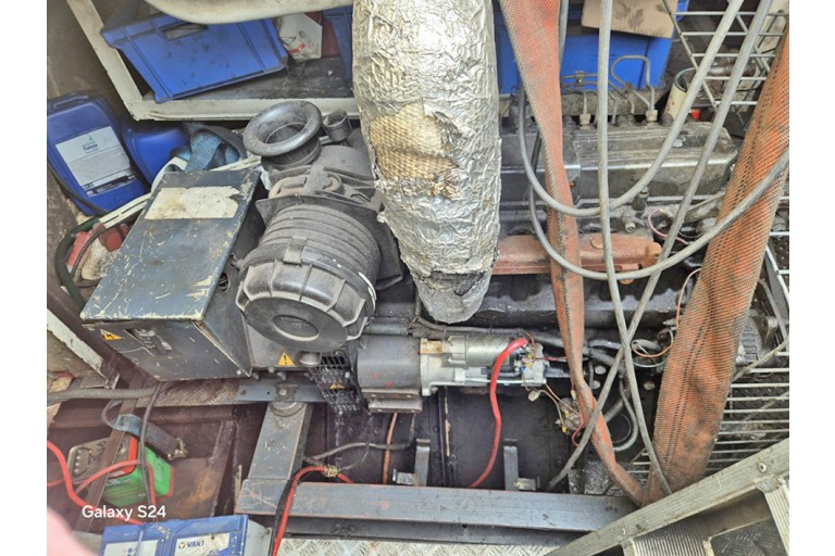 Remorqueur / Pousseur 17.58 avec ES-TRIN