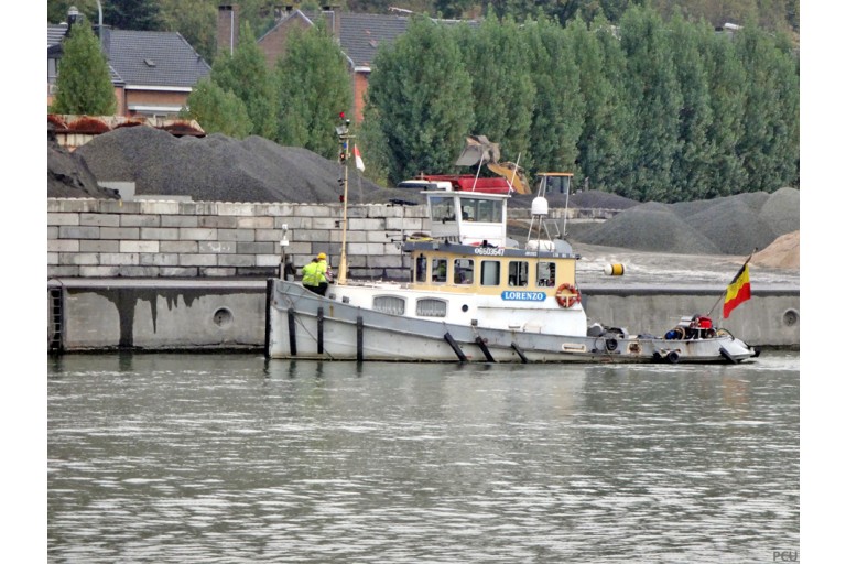 Remorqueur / Pousseur 17.58 avec ES-TRIN