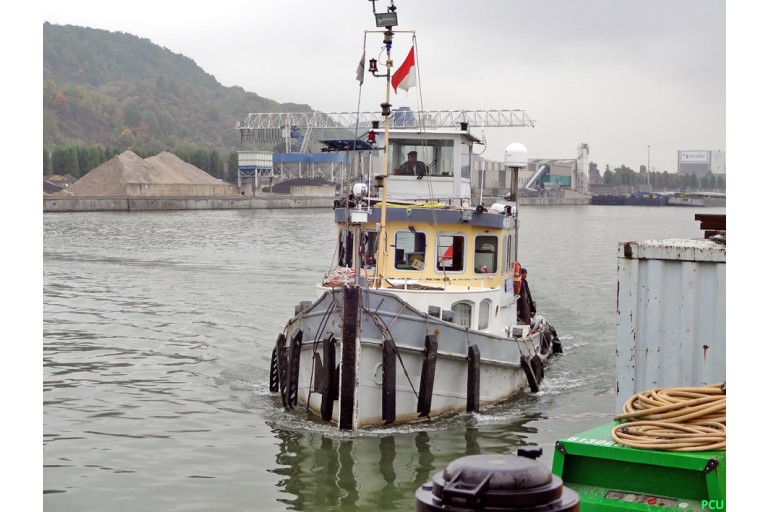 Remorqueur / Pousseur 17.58 avec ES-TRIN