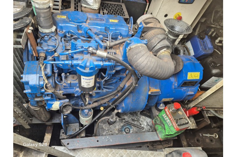 Remorqueur / Pousseur 17.58 avec ES-TRIN