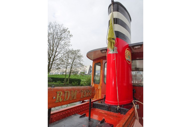 Dockyard 13, Motor tender