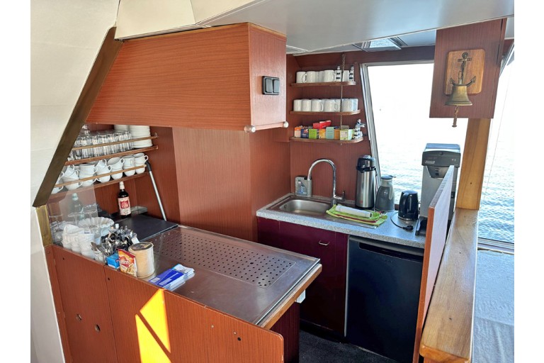 140 passagers Bateau d'excursion 140 passagers