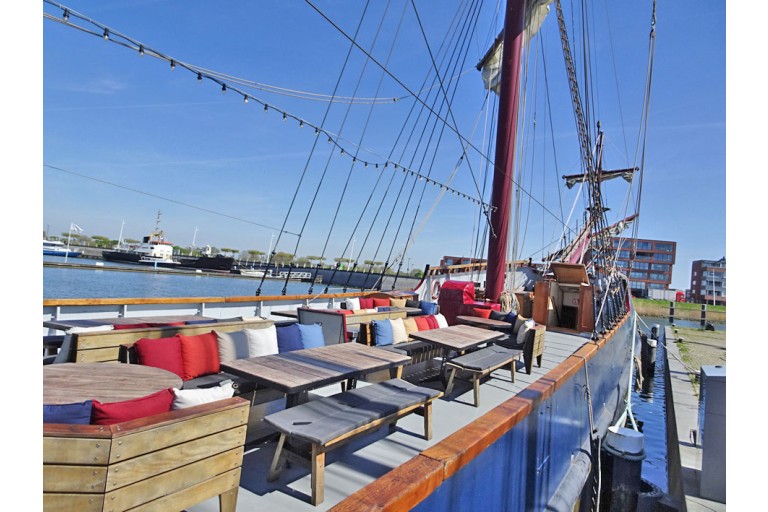 3 mast Charter ship / Event boat 44 hotel guests, 150 day guests