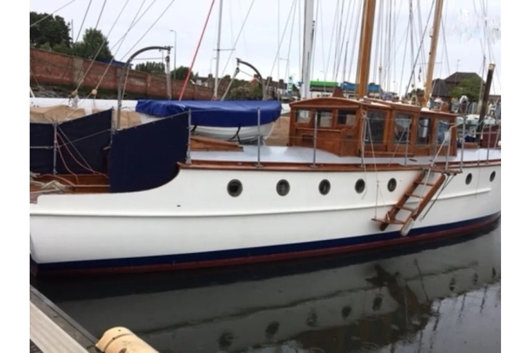 Silver Classic Motor Yacht 12.80 TSDY
